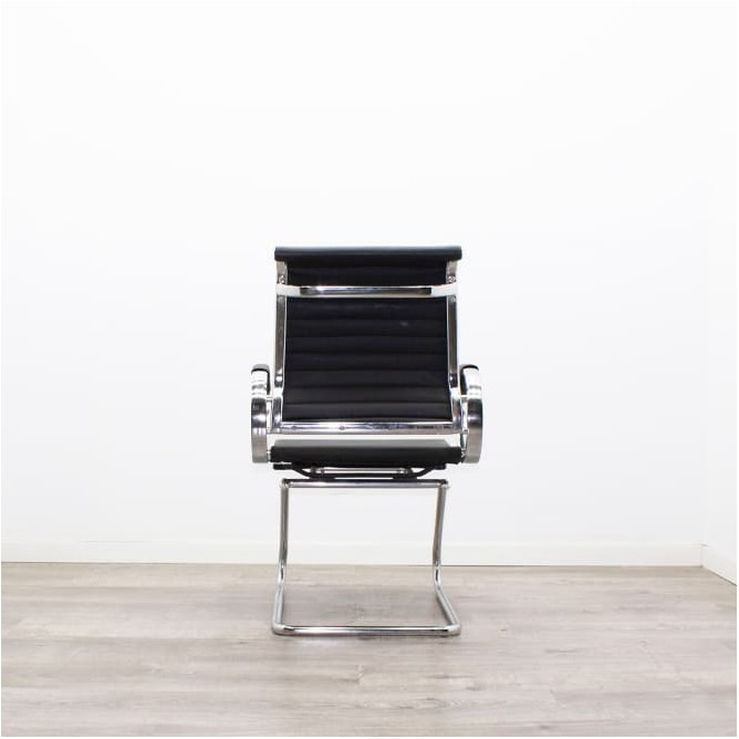 Silla confidente en napel negro con brazos