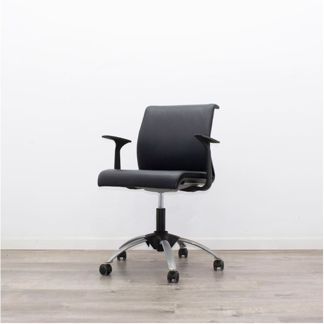 Silla confidente giratoria con ruedas en napel gris azulado