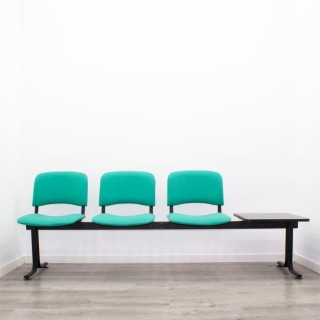 Bancada de 3 plazas en verde y con mesa de 218cm 2