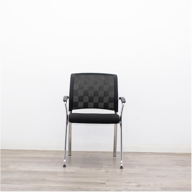 Conjunto silla operativa y 2 sillas confidentes en negro