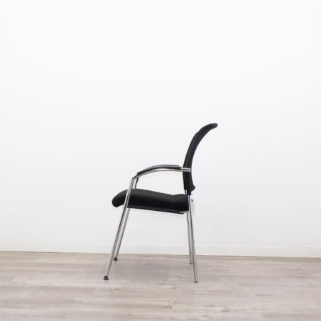 Conjunto silla operativa y 2 sillas confidentes en negro