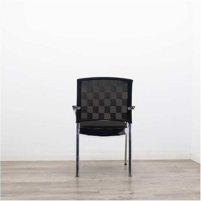 Conjunto silla operativa y 2 sillas confidentes en negro