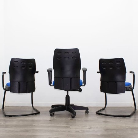 Conjunto silla operativa y 2 sillas confidentes en azul y negra