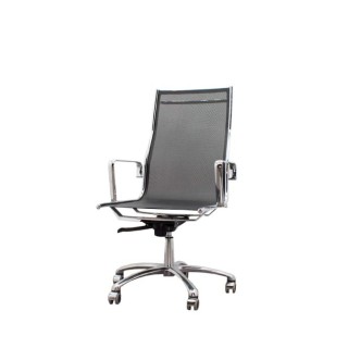 Silla dirección rejilla negra y estructura cromada