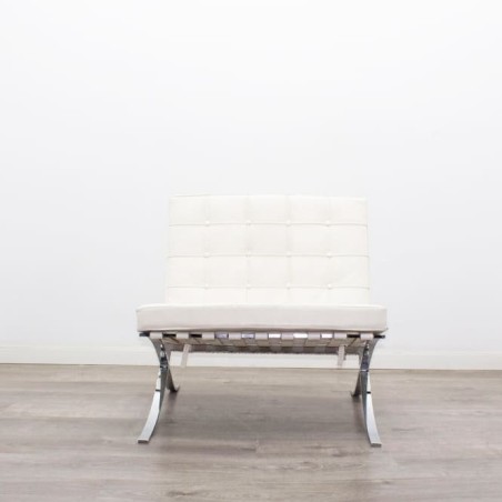 Sillón de 1 plaza en blanco de piel con costuras