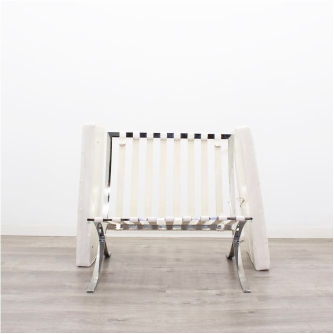 Sillón de 1 plaza en blanco de piel con costuras
