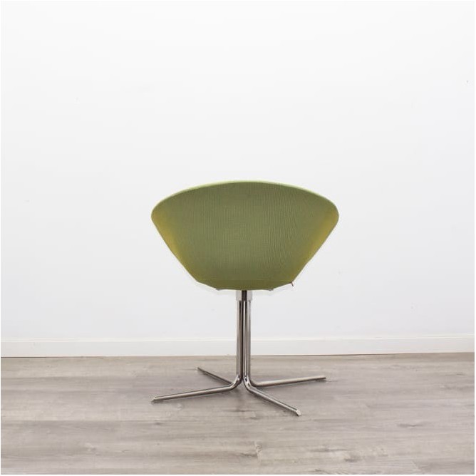 Sillón de espera giratorio en verde lima