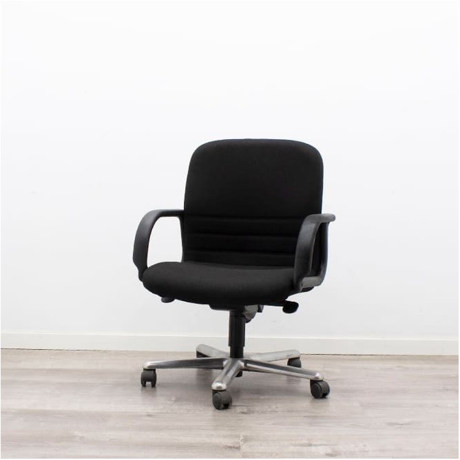 Silla operativa giratoria con brazos fijos - Mercaoficina