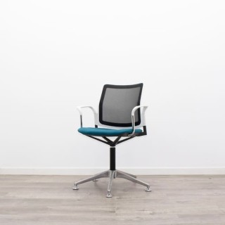 Silla giratoria ergonómica y respaldo malla negra 2
