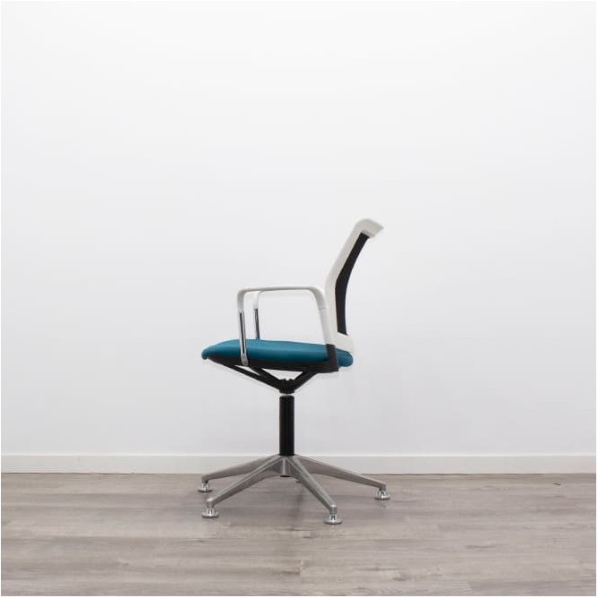 Silla giratoria ergonómica y respaldo malla negra