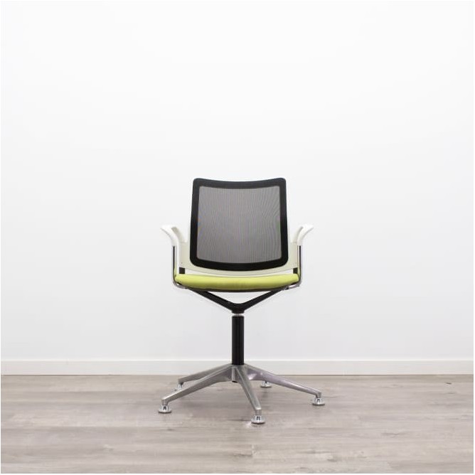 Silla giratoria ergonómica y respaldo malla negra