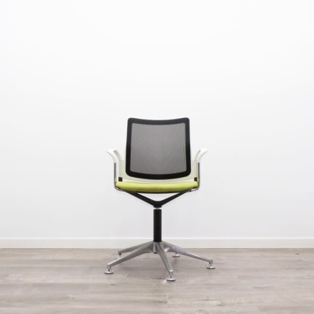 Silla giratoria ergonómica y respaldo malla negra