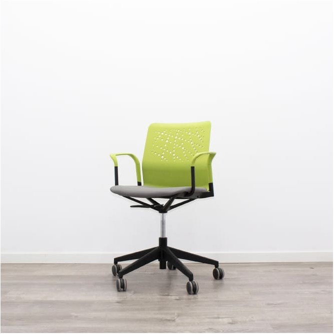 Silla operativa ergonómica verde y gris