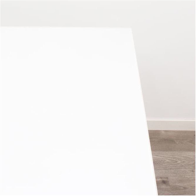 Mesa reunión cuadrada tapa en cristal blanco de 140cm