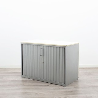 Armario metálico bajo gris puertas persiana de 100cm 2