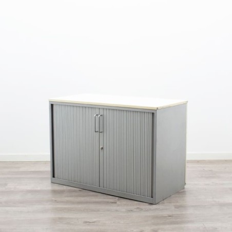 Armario metálico bajo gris puertas persiana de 100cm
