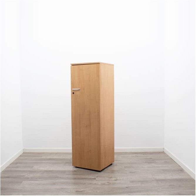 Armario medio estrecho todo puerta peral de 45cm