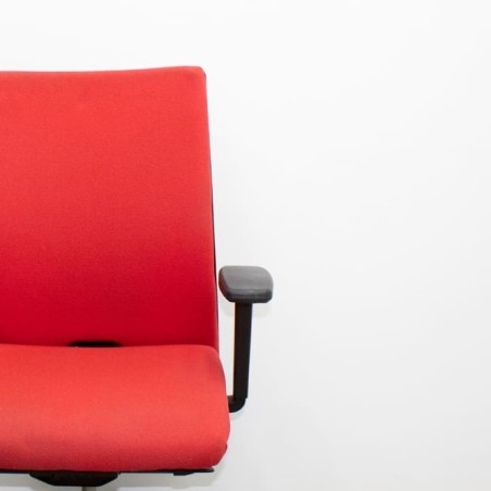 Silla operativa roja sistema sincro