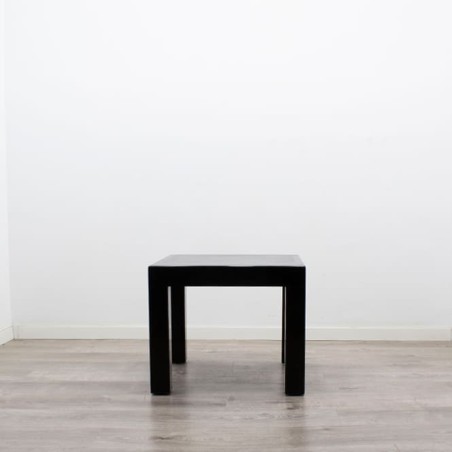 Mesa de rincón baja en negro lacado