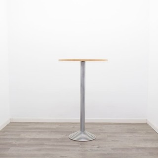 Mesa cafetería alta con tapa peral de 70cm 2