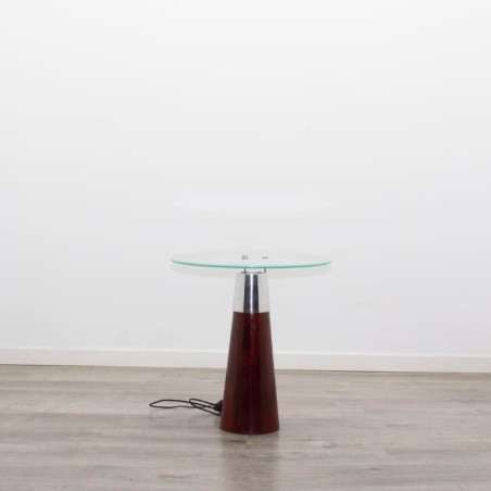 Mesa de rincón redonda con peana de madera y luz