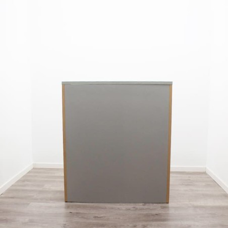Mostrador con mesa en melamina gris y haya