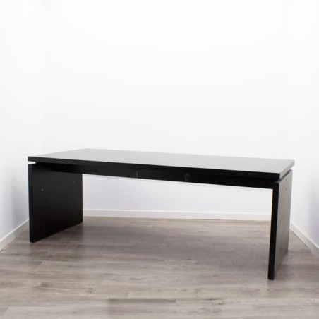 Mesa dirección en negro pata panel de 200cm