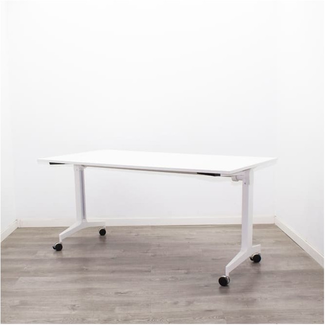 Mesa operativa abatible en blanca con ruedas de 160cm