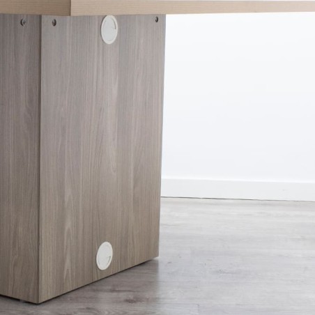 Mesa reunión cuadrada en ceniza con base de cubo de 120cm