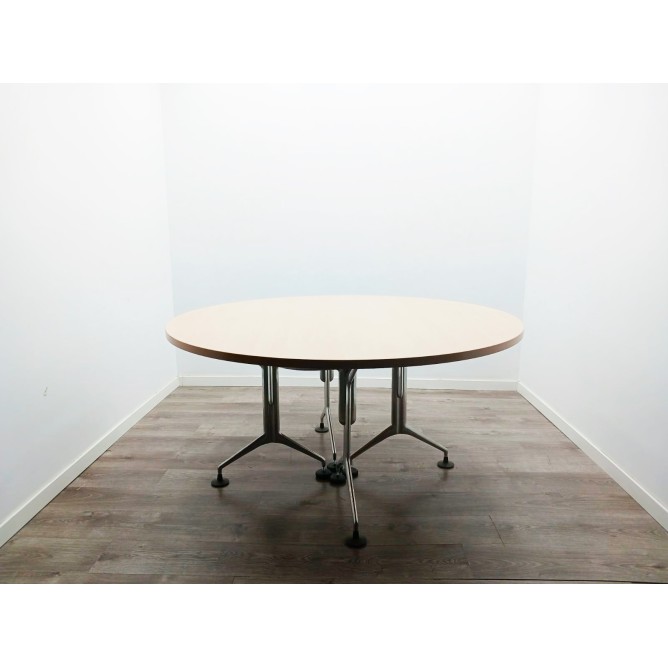 Mesa reunión redonda tapa en haya de 150cm