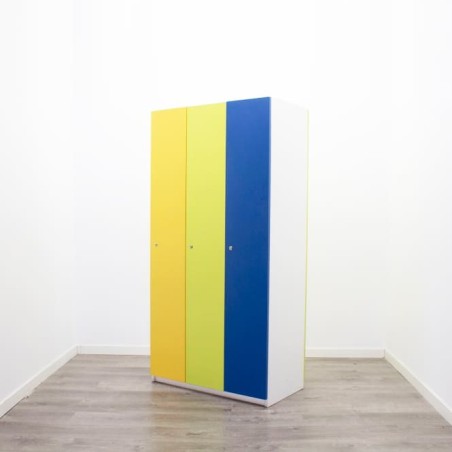 Taquilla de 3 cuerpos con puertas azul, verde y amarillo de 90cm