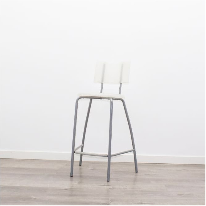 Taburete fijo de PVC blanco y respaldo