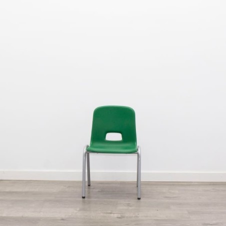 Silla escolar en polipropileno verde