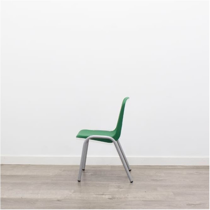 Silla escolar en polipropileno verde