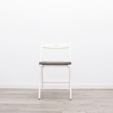 Silla colectividad plegable en madera blanca con cojín