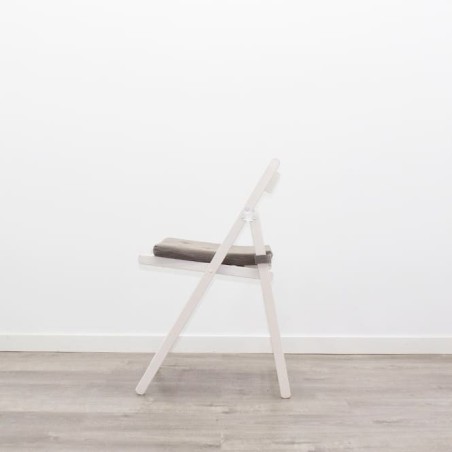 Silla colectividad plegable en madera blanca con cojín