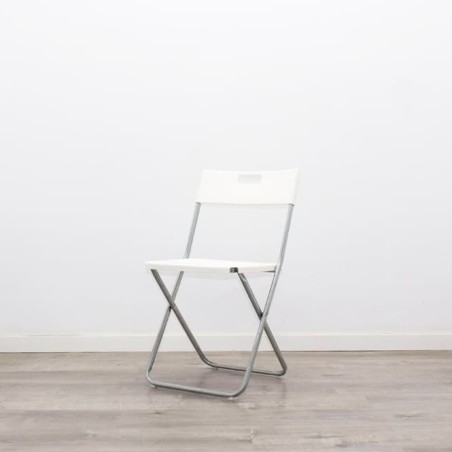 Silla colectividad plegable en PVC blanco