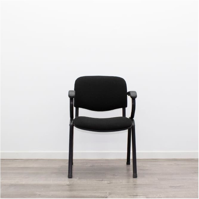 Silla confidente tapizado negro con base 4 patas