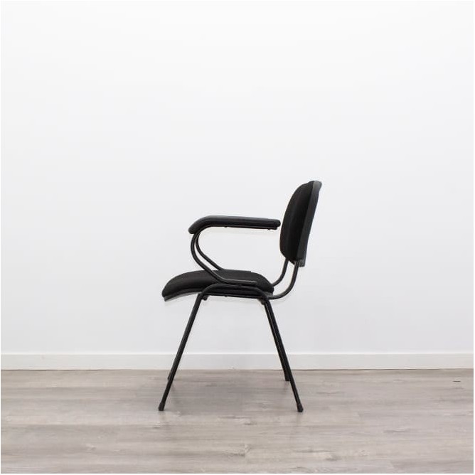 Silla confidente tapizado negro con base 4 patas