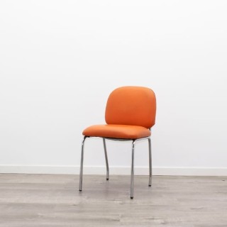 Silla confidente en napel naranja base 4 patas grises 2