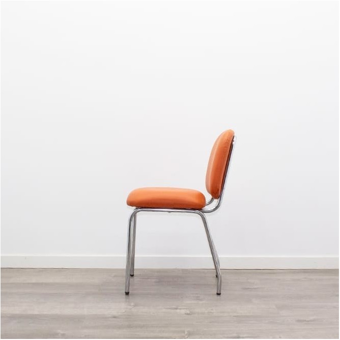 Silla confidente en napel naranja base 4 patas grises