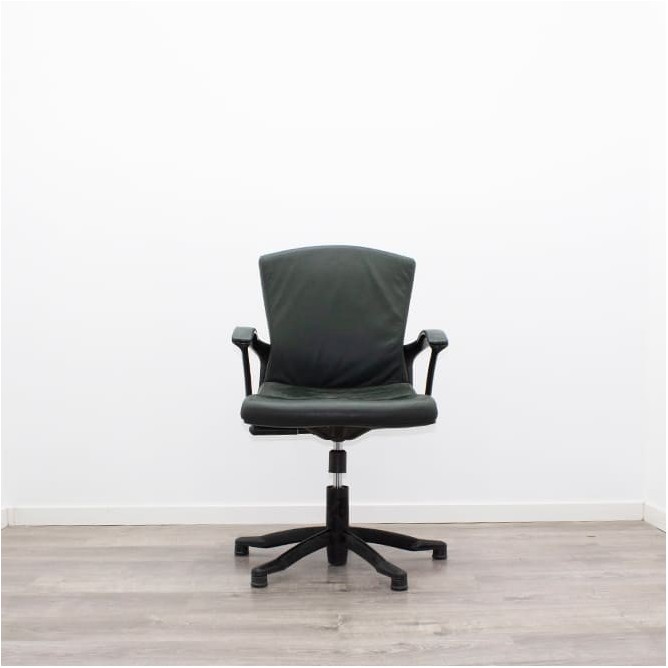 Silla confidente giratoria con topes en negro