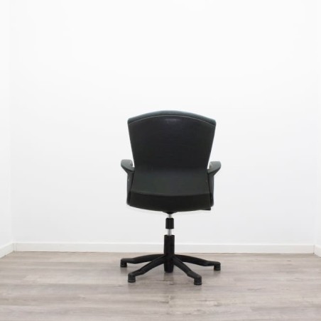 Silla confidente giratoria con topes en negro