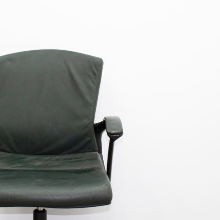 Silla confidente giratoria con topes en negro