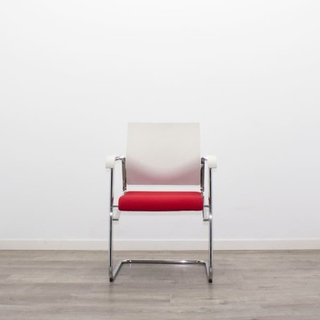 Silla confidente con pala o sin pala y asiento tapizado en rojo