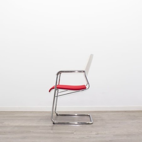 Silla confidente con pala o sin pala y asiento tapizado en rojo