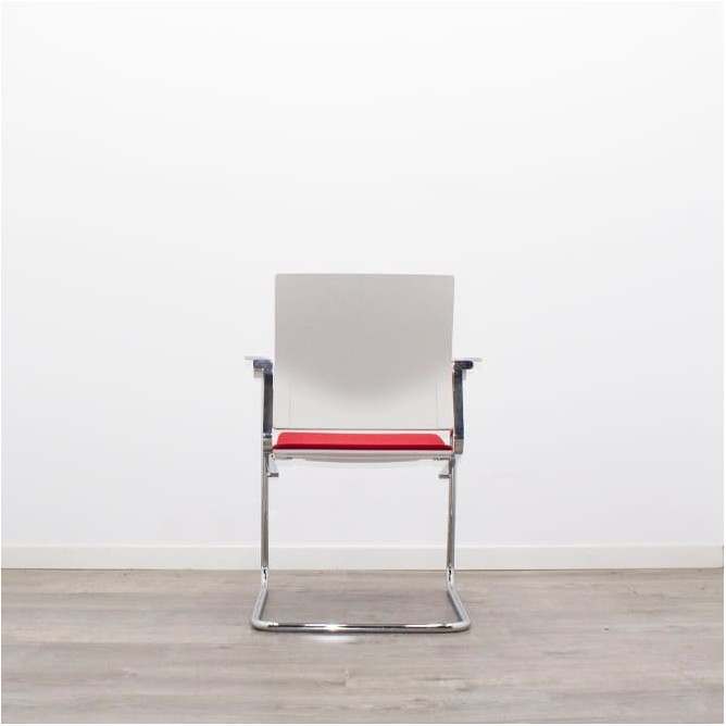Silla confidente con pala o sin pala y asiento tapizado en rojo