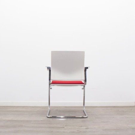 Silla confidente con pala o sin pala y asiento tapizado en rojo