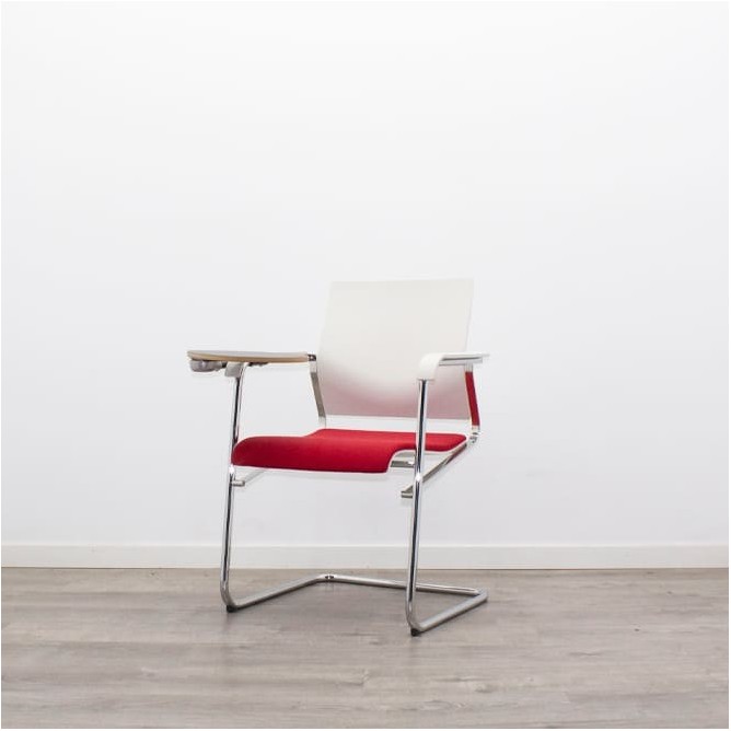 Silla confidente con pala o sin pala y asiento tapizado en rojo