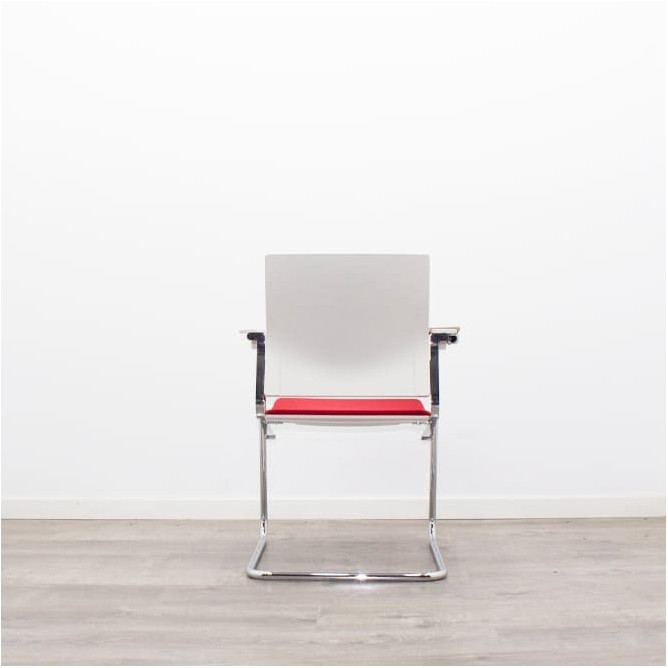 Silla confidente con pala o sin pala y asiento tapizado en rojo